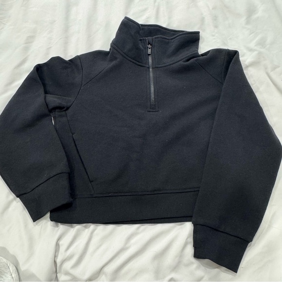 Girls Size 10/12 Black Scuba Style Cropped Half Zip Sweater (From Target USA) - Picture 1 of 2